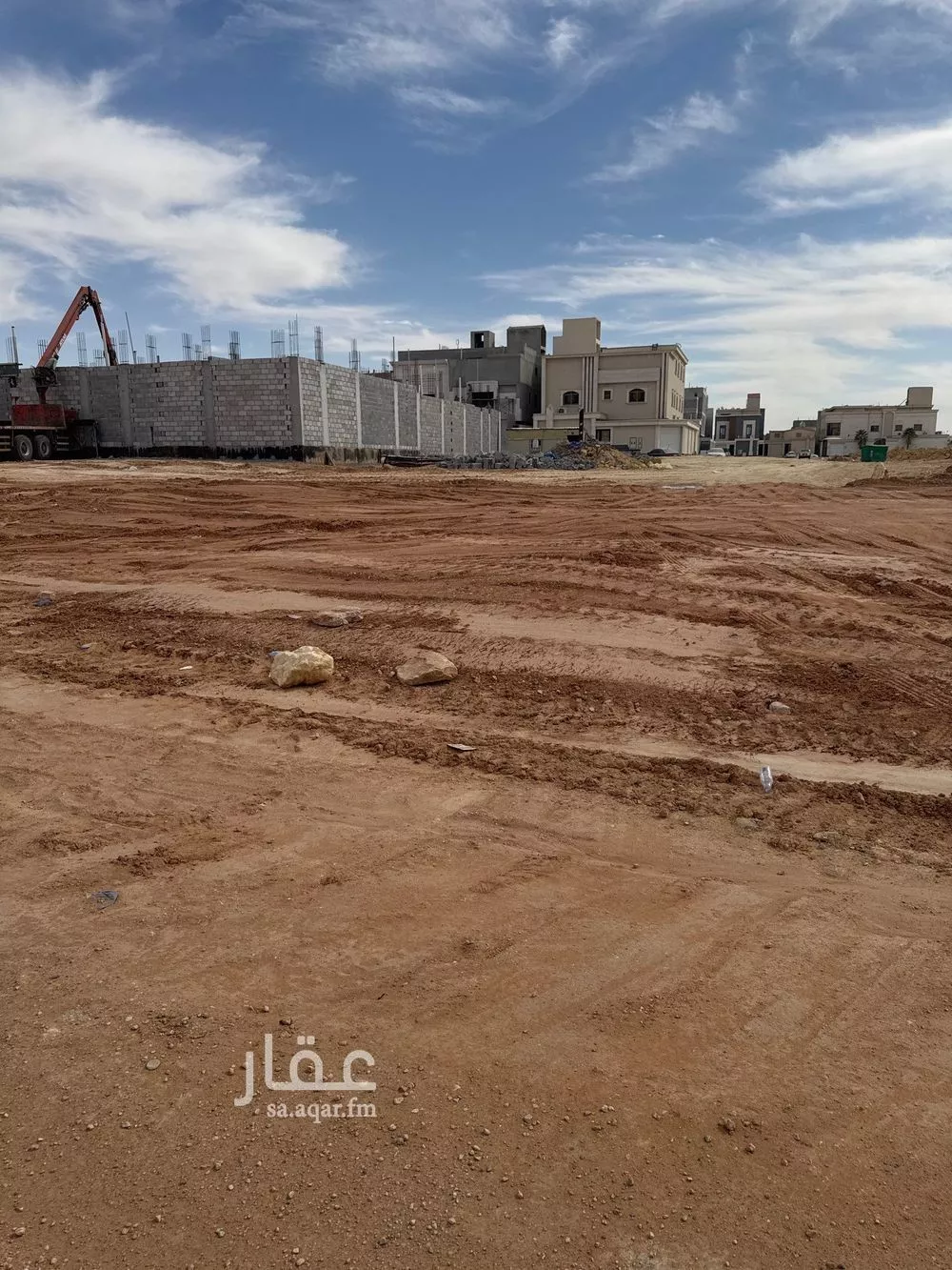 أرض للبيع في حي الملقا