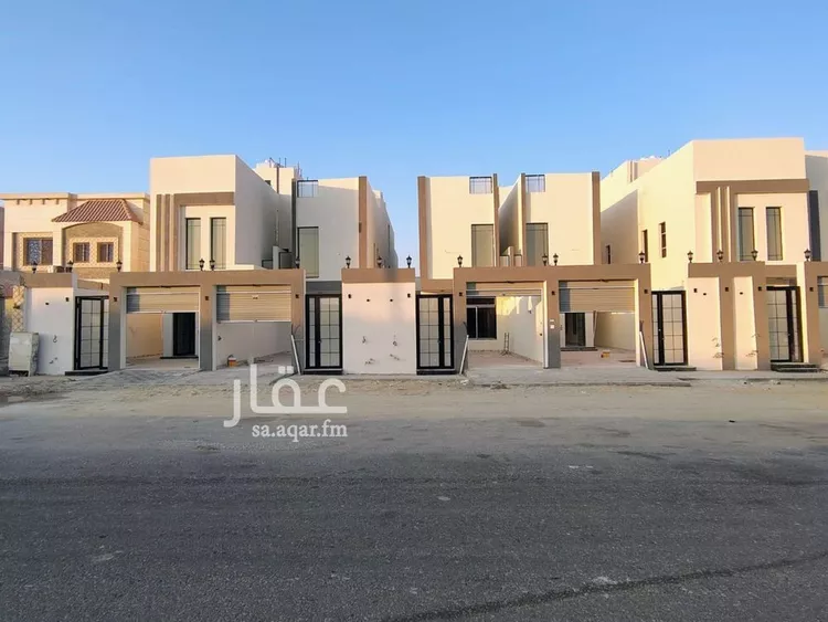 فيلا للبيع في حي القيروان